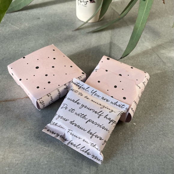 Lavender Geranium Shea Face Bars (2 rounds+1 Rectangle travel size, 3.5oz total) - Picture 2 of 11
